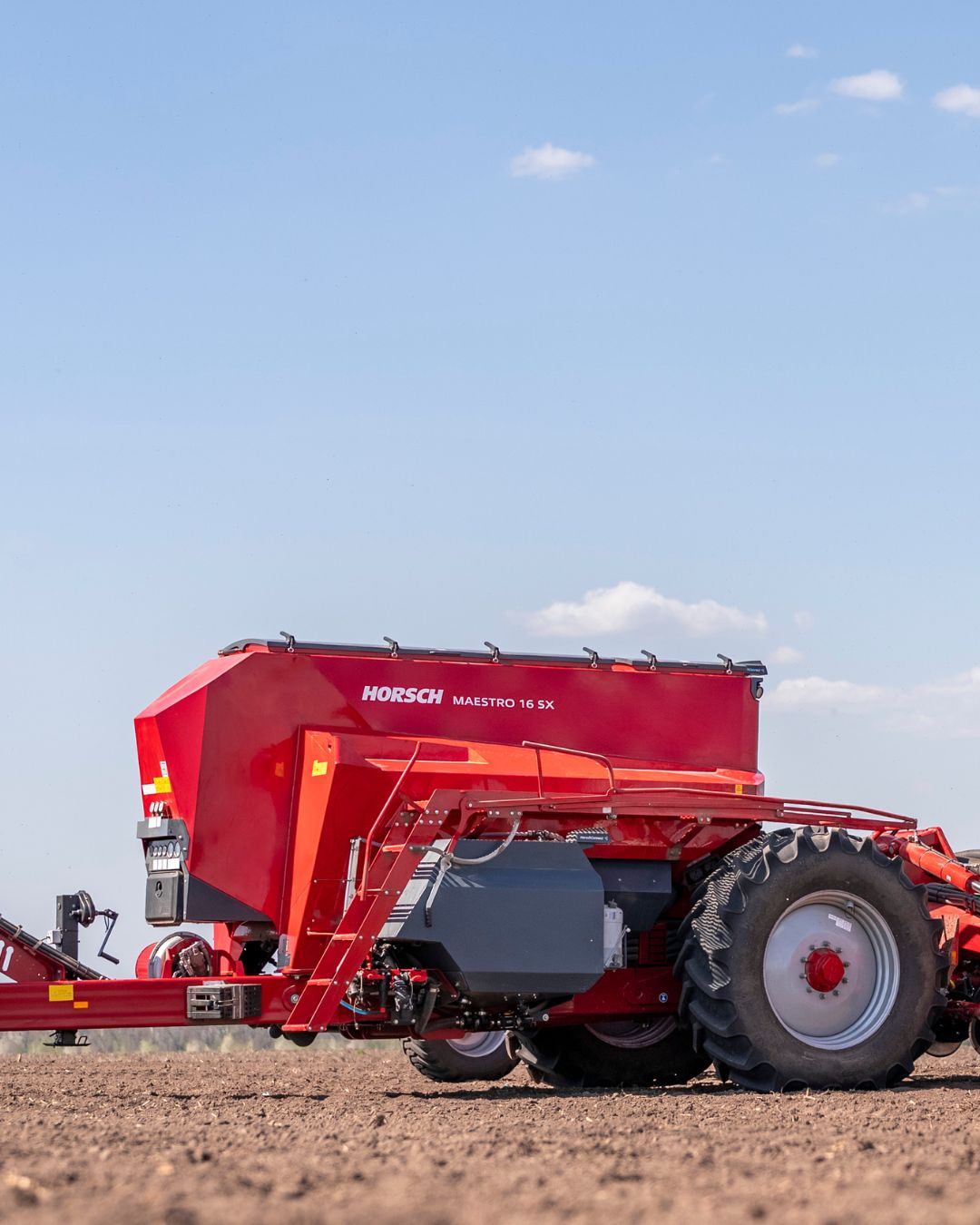 HORSCH Maestro SV/SX: Yeni Compact Liquid Tank (CLT) ile Hassas Gübreleme